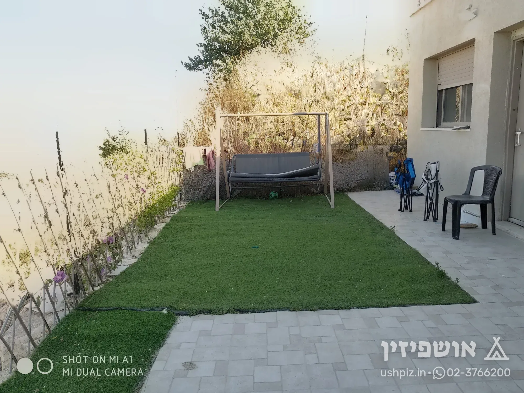 דירת נופש גדולה ומרווחת עם חצר קו ראשון לנוף