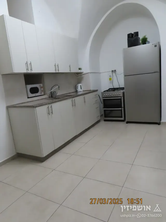 דירה מהמהמת סמוכה לכותל